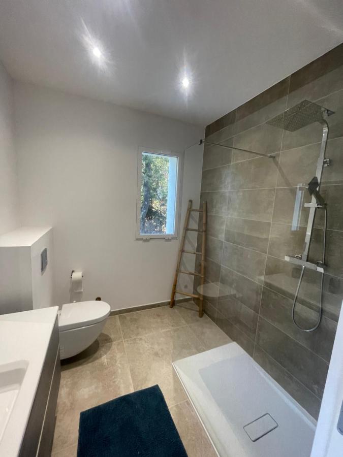 Appartement A 2Mn De La Plage Du Ruppione Pietrosella Extérieur photo